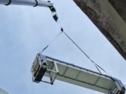 吊车